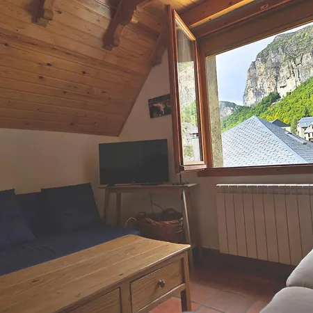 3000 * אסקרילה